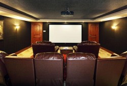 国产家庭影院,国产家庭影院一站式体验指南